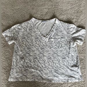 Rails Animal Print Top Short Sleeve, V-neck Cropped Cotton Neutral